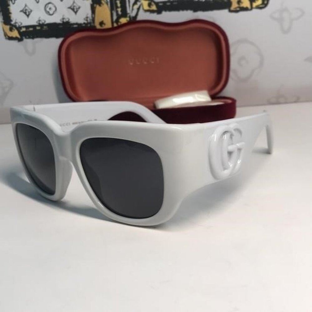 New Authentic  Gucci GG1545S 003 – Light Grey Oversized Square Sunglasses ✨
